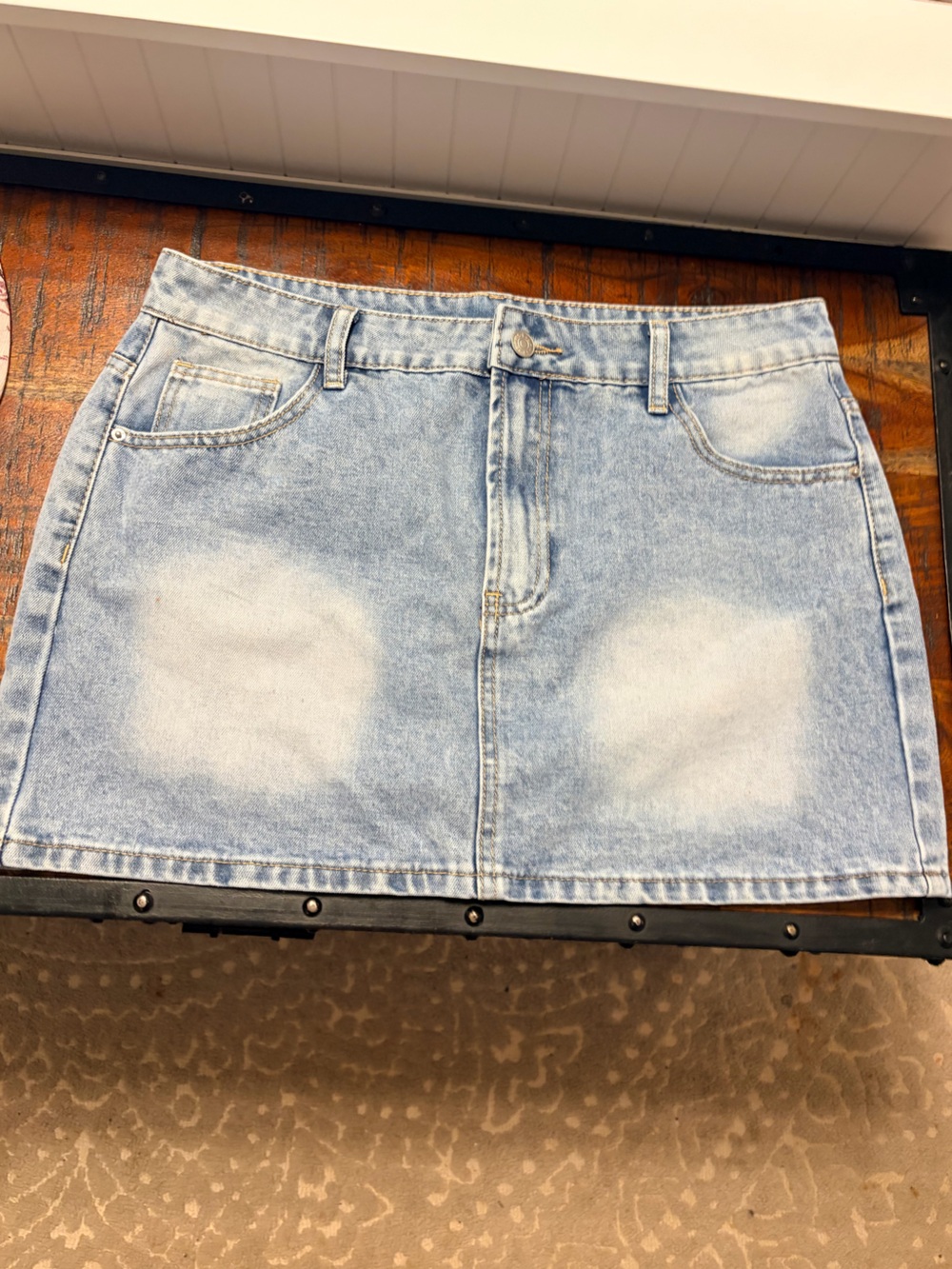 SHEIN Light Wash Denim Mini Shorts